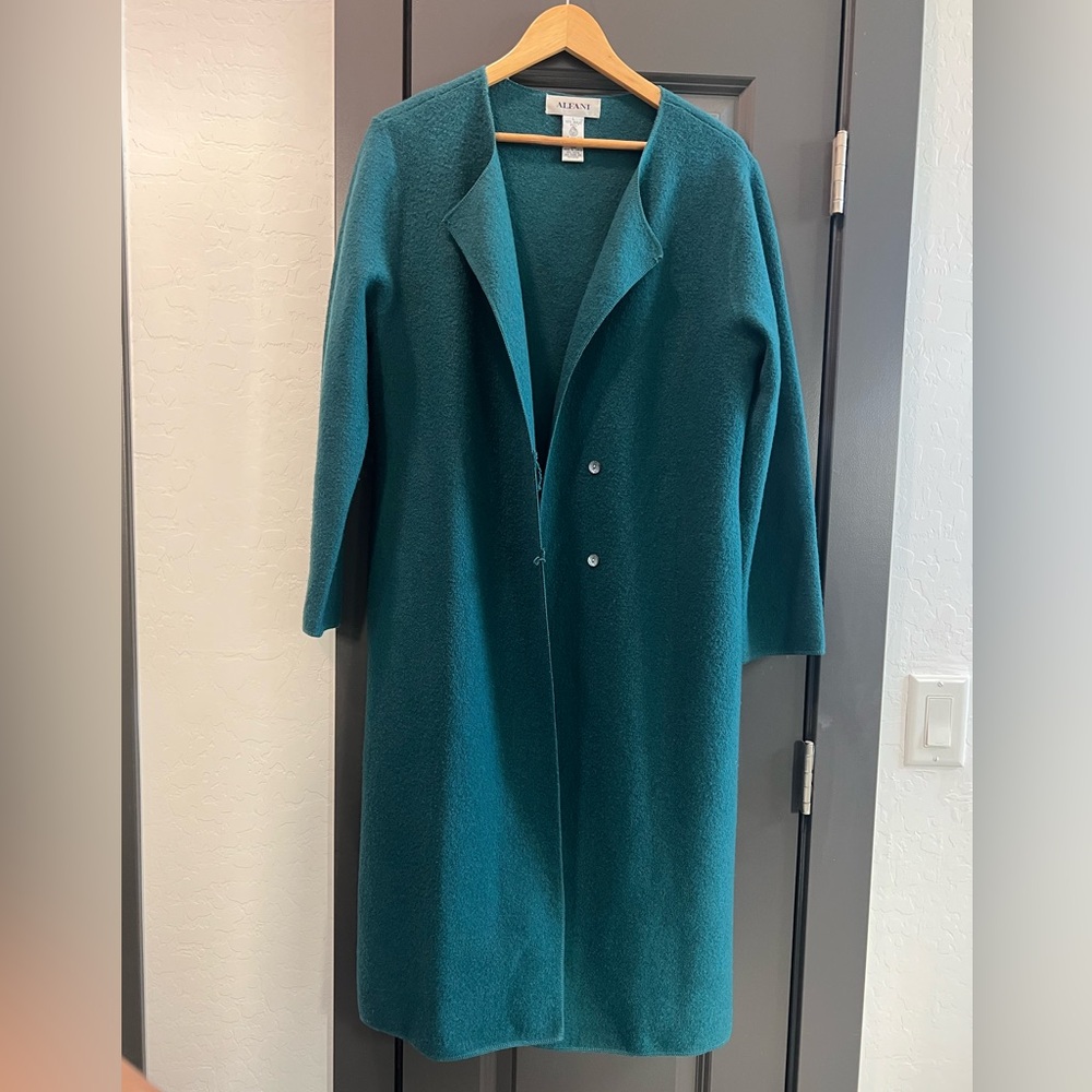 Alfani long 100% wool woman’s lightweight coat sz L